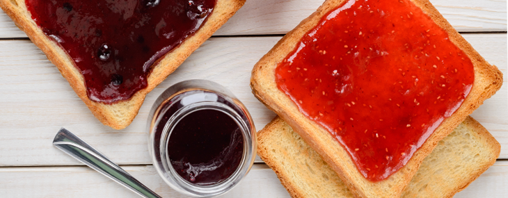 BÍLÝ TOASTOVÝ CHLÉB