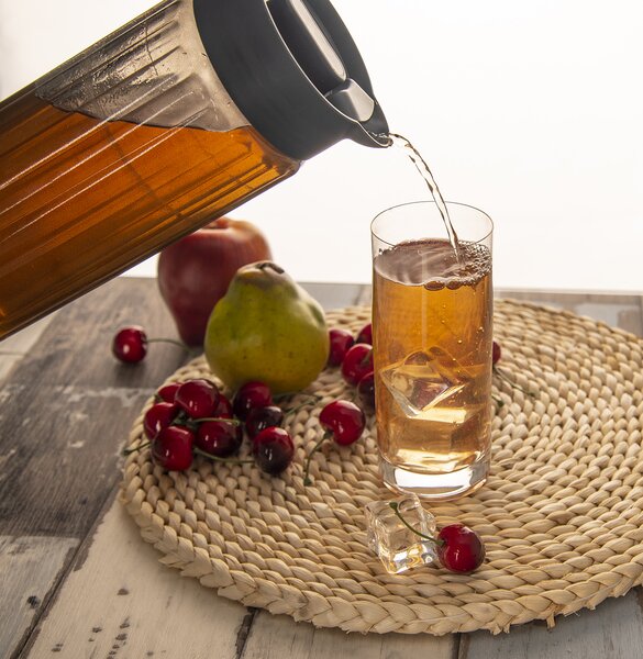 Džbán s víčkem Embo 1,5 l