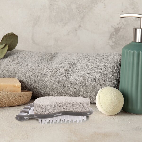 Masážní kartáč s pemzou