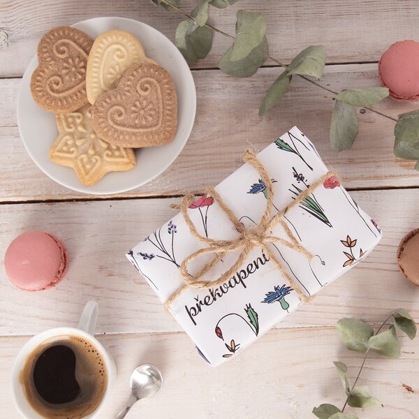 Balicí papír Překvapení 100x70 cm 2 ks