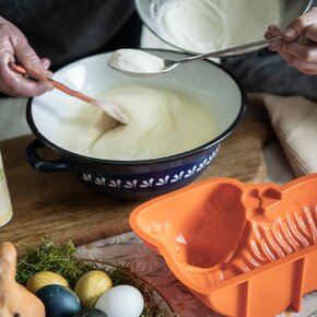 Zadělávací mísa MODROBÍLÁ pr. 26 cm