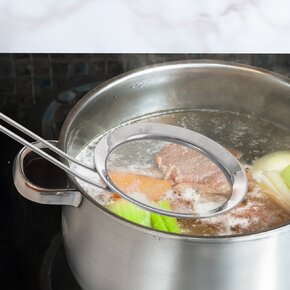 Pěnovačka-cedník pr. 12,5 cm