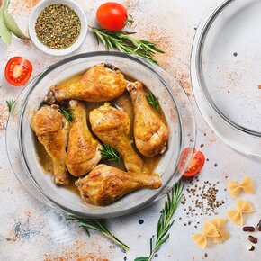 Pekáč s poklopem pr. 23 cm