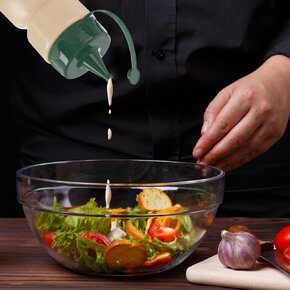 Dávkovací láhev majonéza