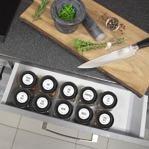 Kořenka s víčkem1 ks