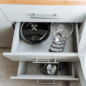 Odkapávač talířů UROVNEJTO