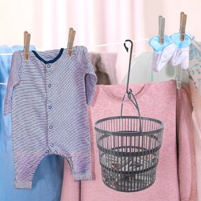 Prádelní kolíčky v košíku 50 ks