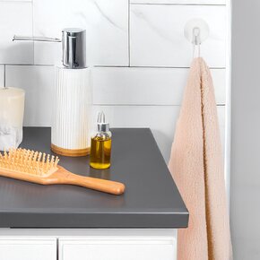 Háček s přísavkou