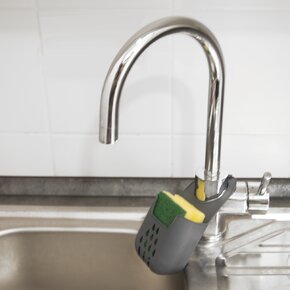 Držák na houbu na nádobí s houbičkou