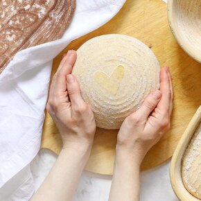 Ošatka na kynutí SRDCE pr. 21 cm, v. 7,5 cm 