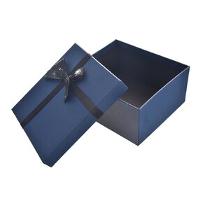 Dárková krabice 21x18,5x10 cm