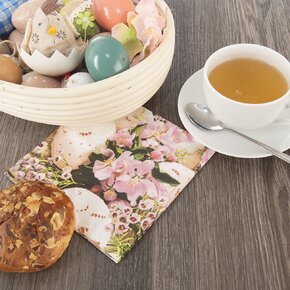 Servírovací ubrousky vejce a květy